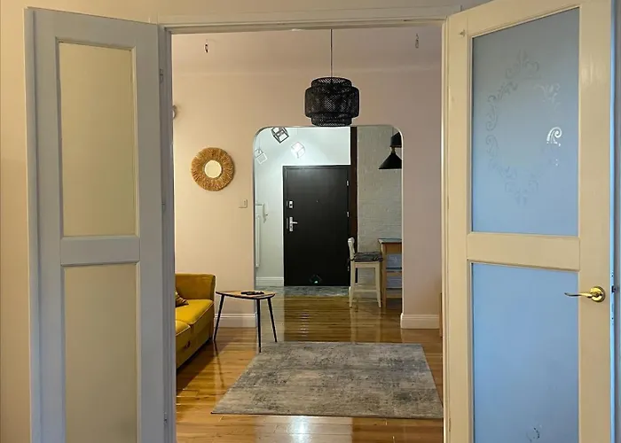 Przestronne Mieszkanie W śródmieściu, Apartamento